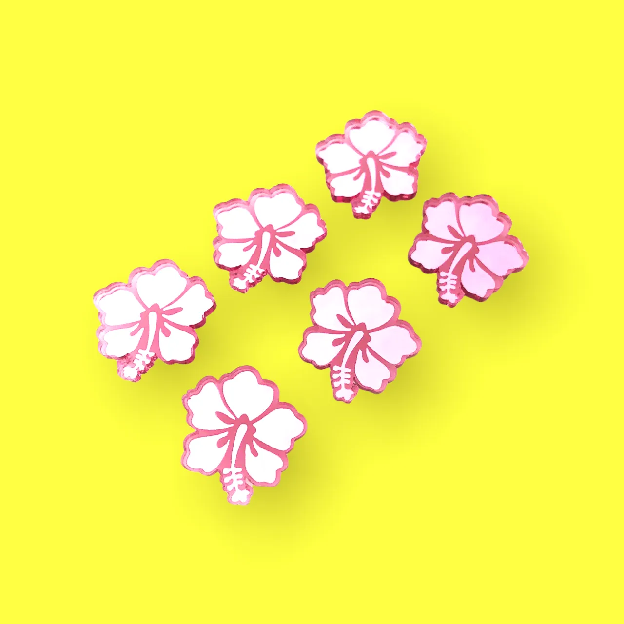© Mirror Hibiscus Charms - 6 Pairs