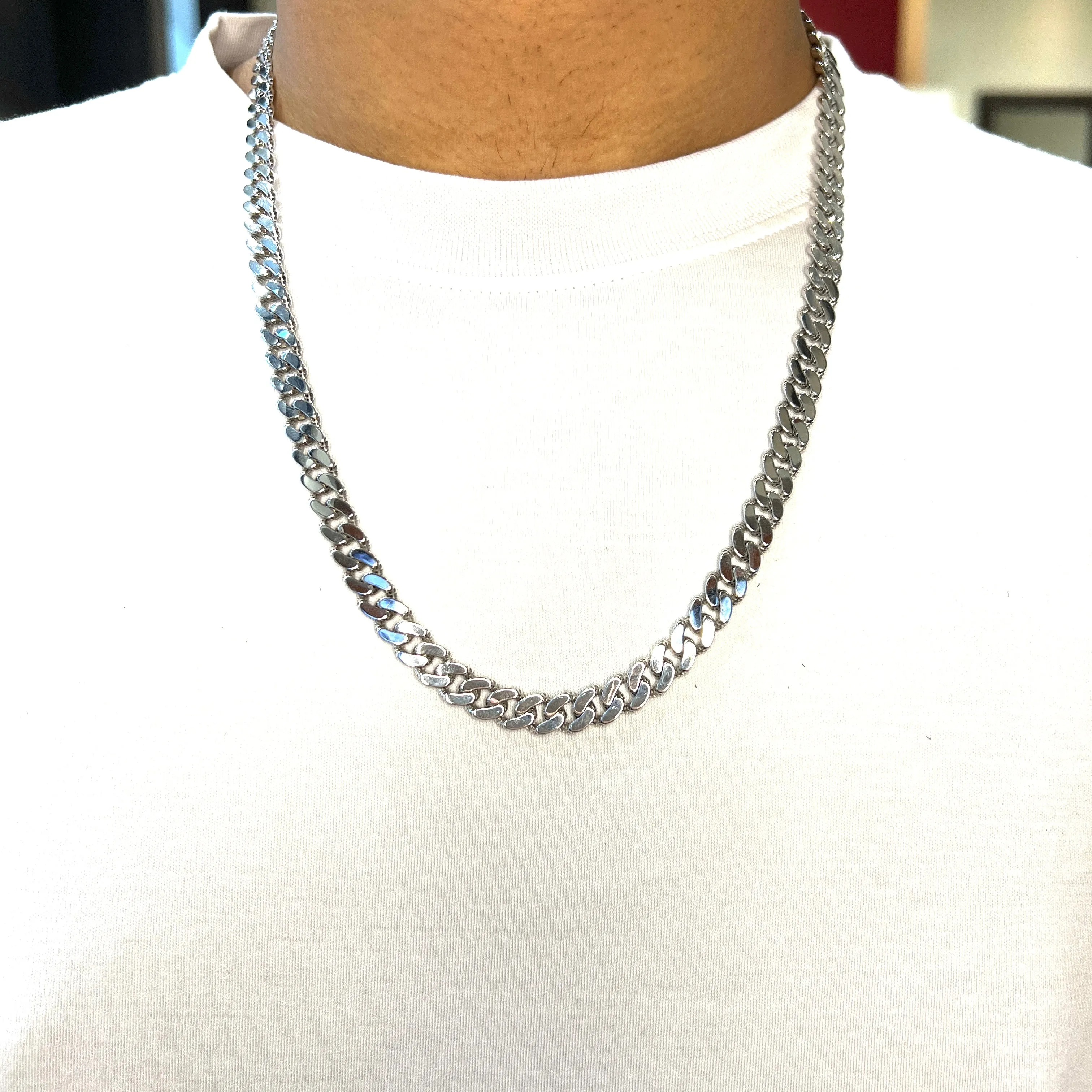 10K White Gold  (8mm) Classic Monaco Diamond Cut Chain (20 - 24")