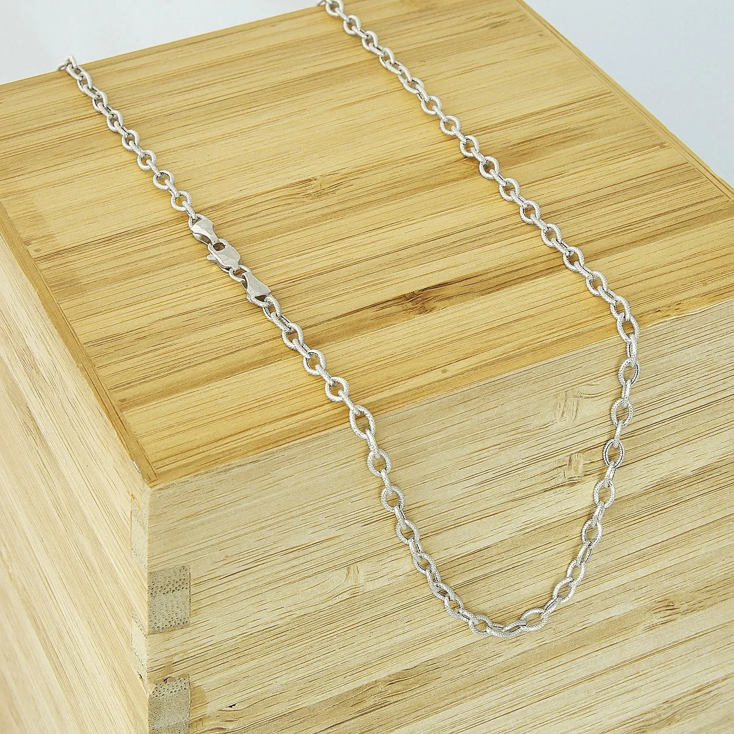14K White Gold 2.5mm Textured Cable Chain
