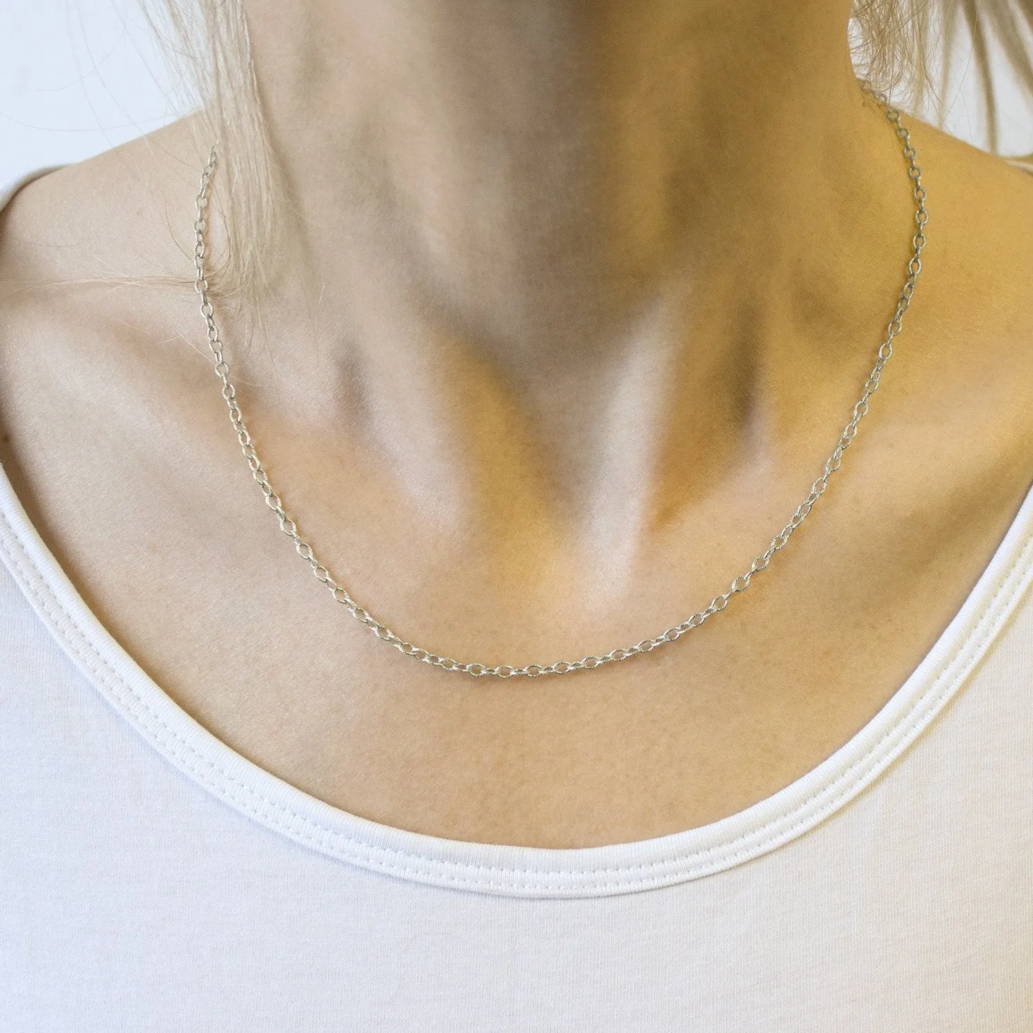 14K White Gold 2.5mm Textured Cable Chain