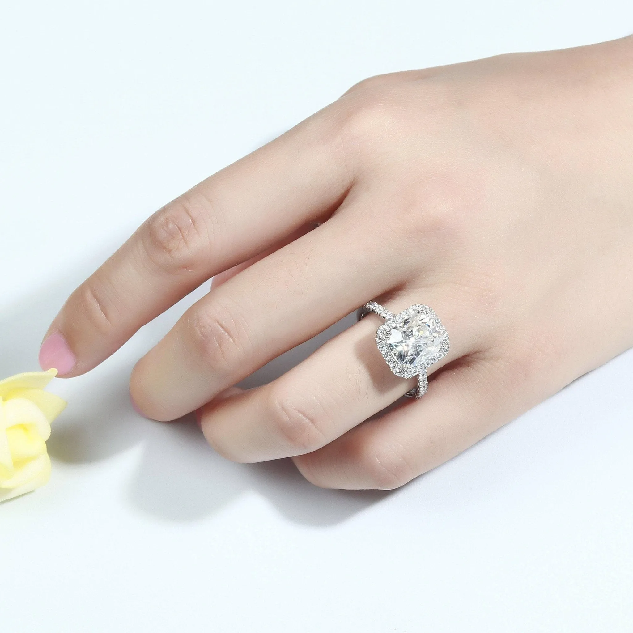 14k White Gold Classic Luxury 5ct 9*11mm Cushion Cut Halo Engagement Ring