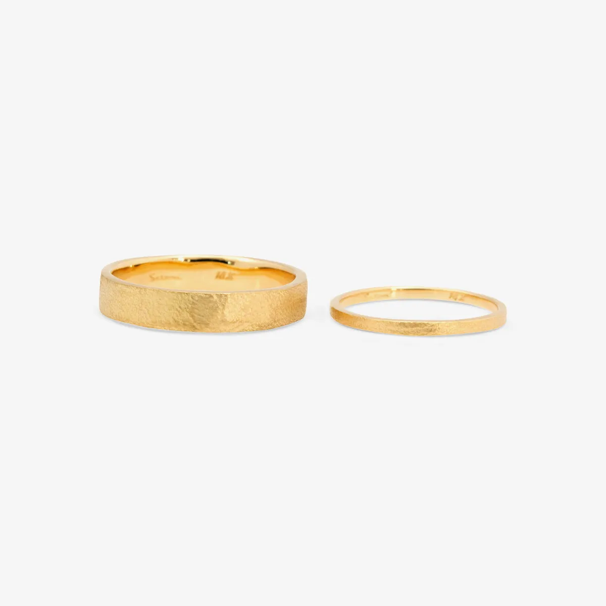 1.5mm Rough-Textured Square Band | R7401