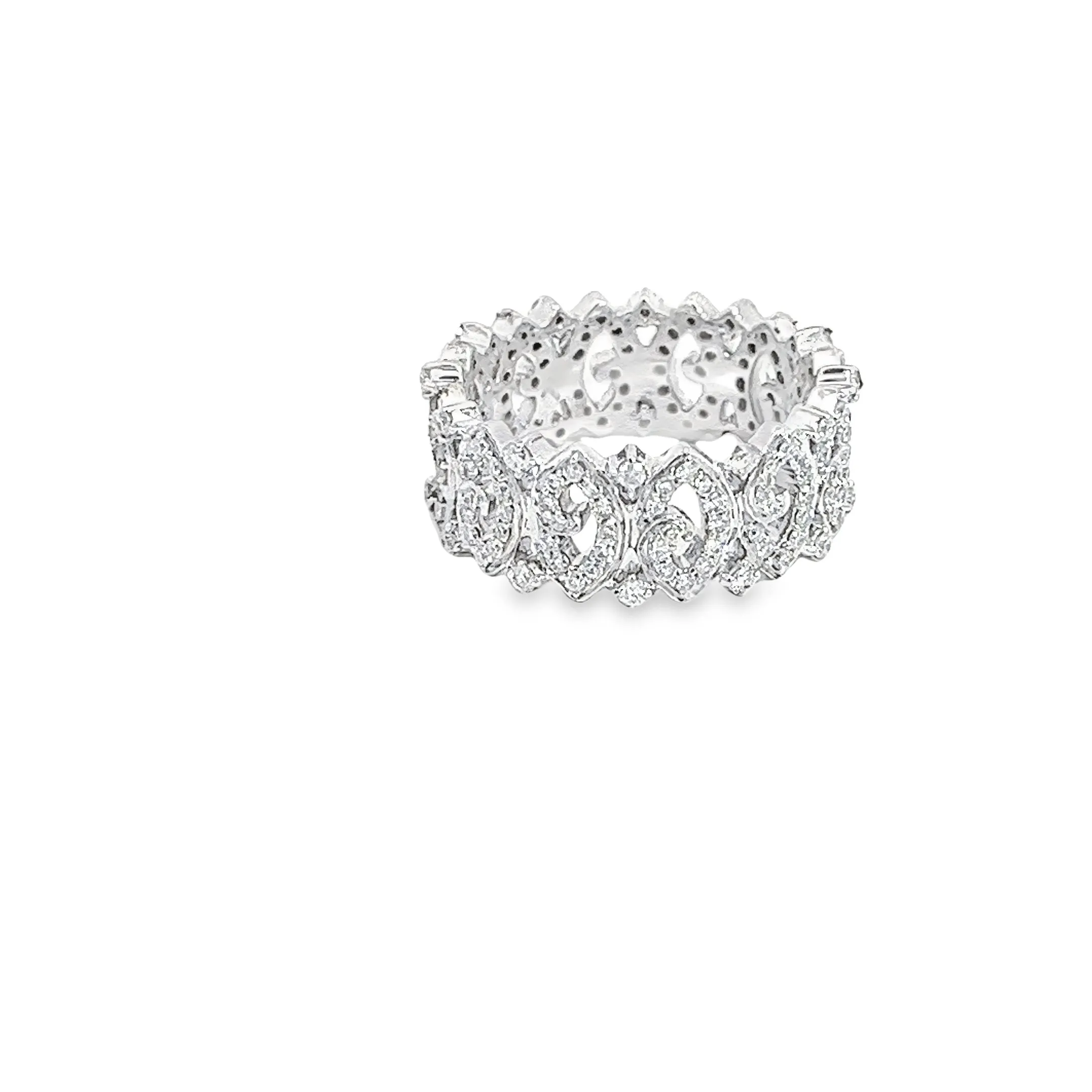 18k white gold 1.50ct G VS2 Round diamond ring