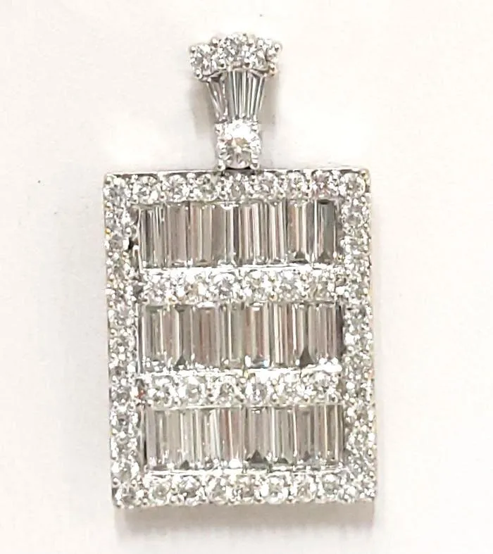 18k White Gold 4.00ct Diamond Baguette Pendant