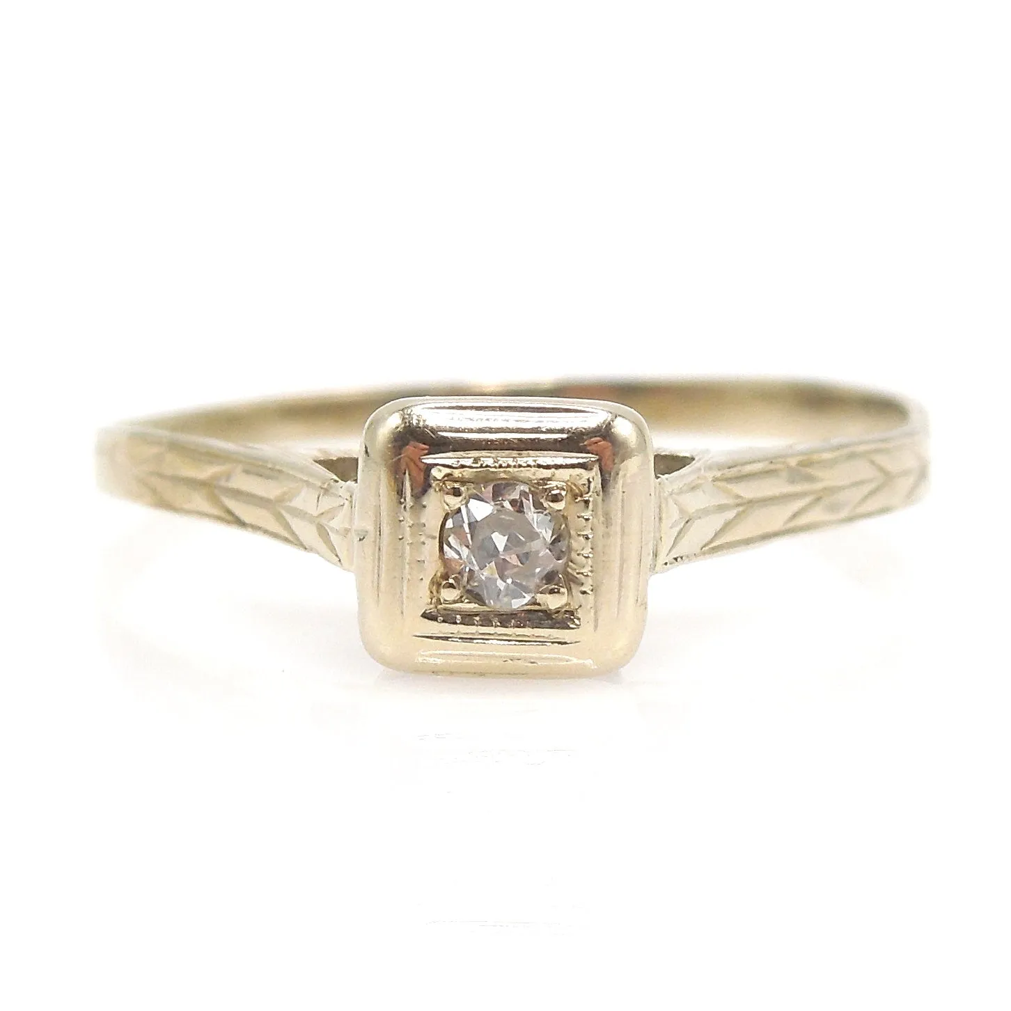 18K Yellow Gold Deco Diamond Ring