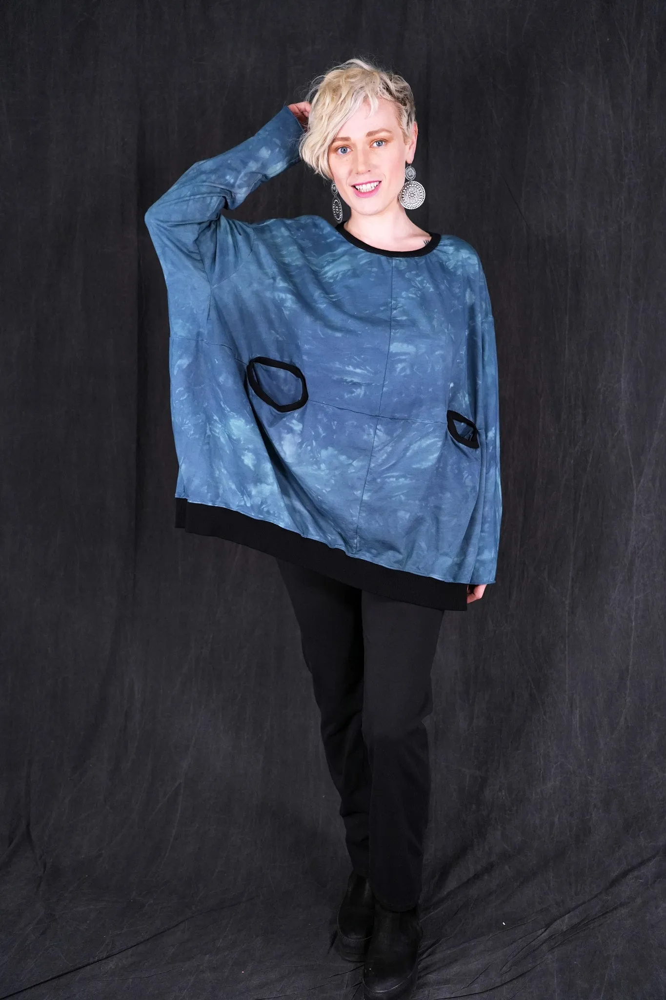 2318HD Crossroads Top Blues