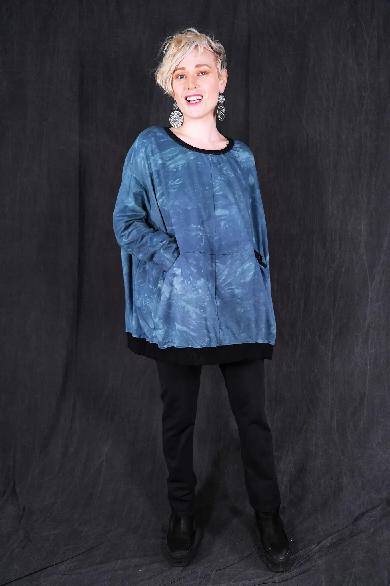 2318HD Crossroads Top Blues