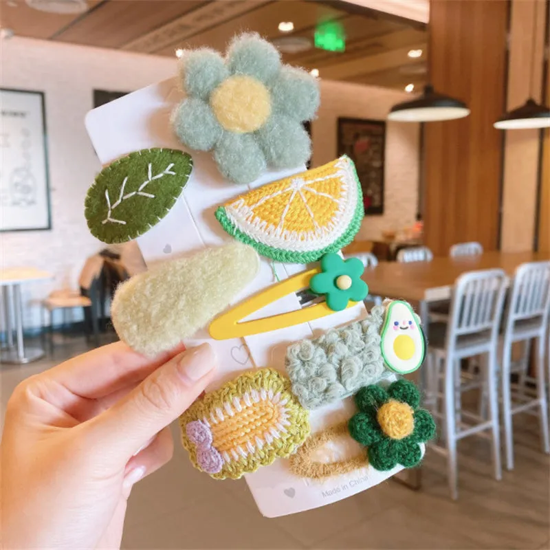 8/9-piece Baby Girls Plush Cartoon Hair Clips Set