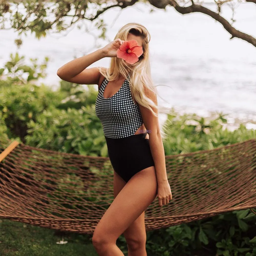 Aubrey One Piece No 4