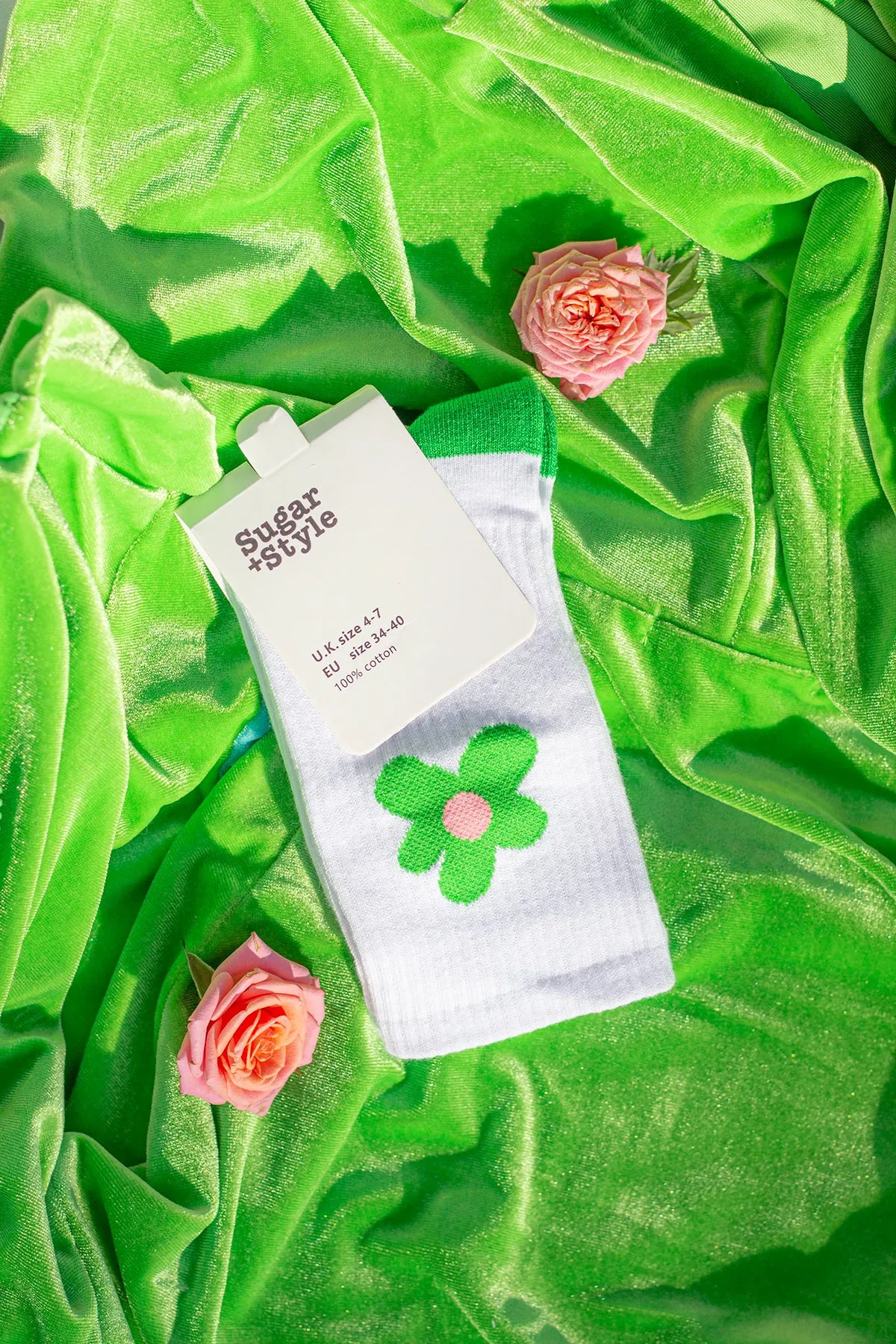 Bright Single Cartoon Flower Motif Socks