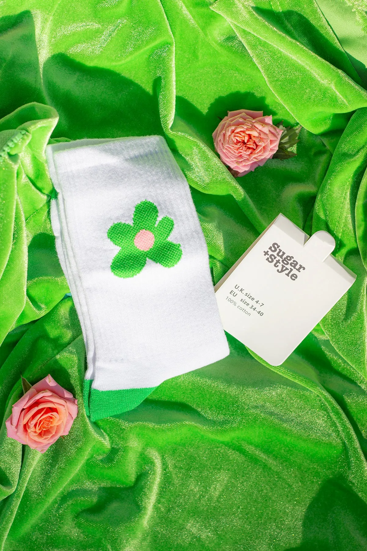 Bright Single Cartoon Flower Motif Socks