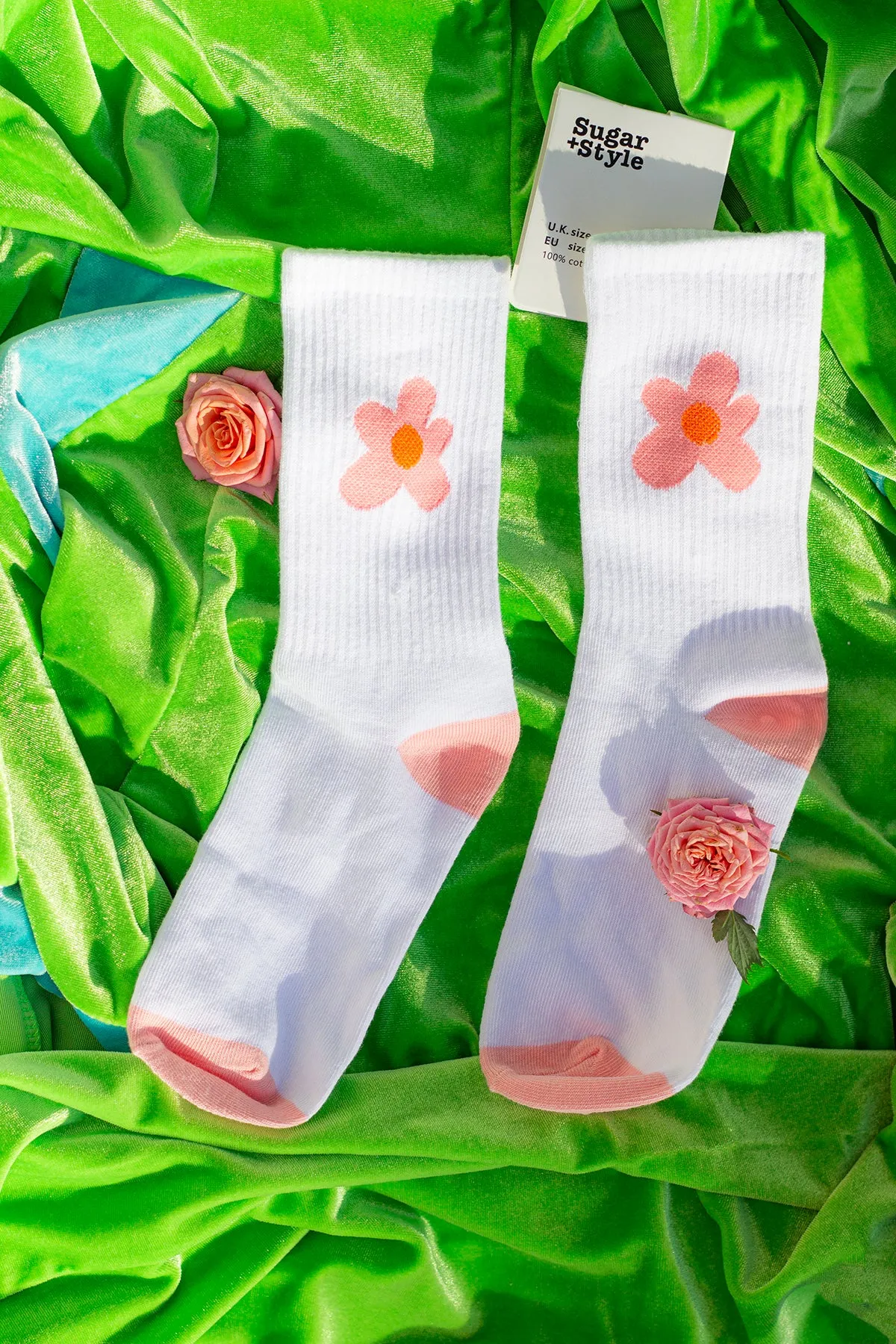 Bright Single Cartoon Flower Motif Socks