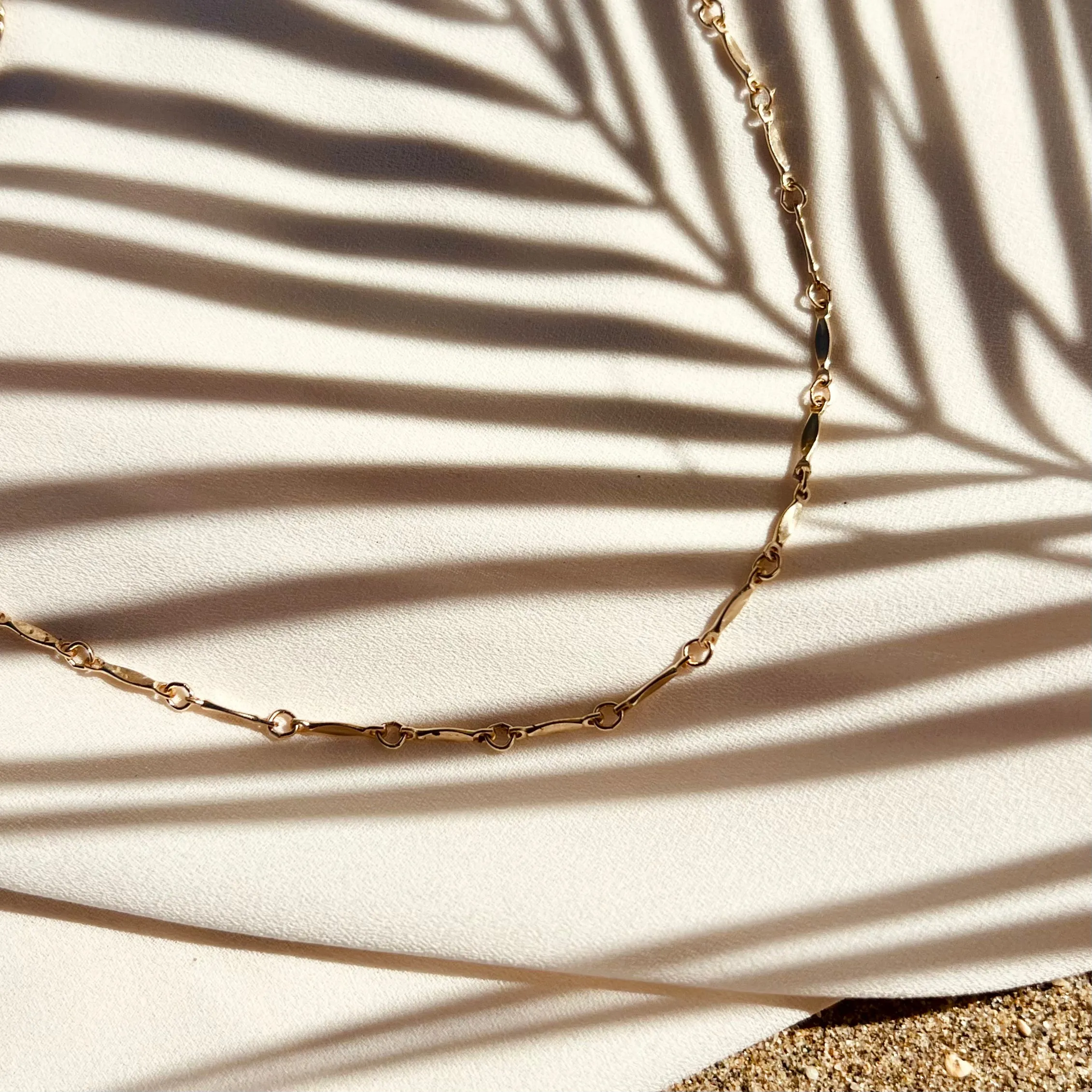 CALLA CHAIN NECKLACE