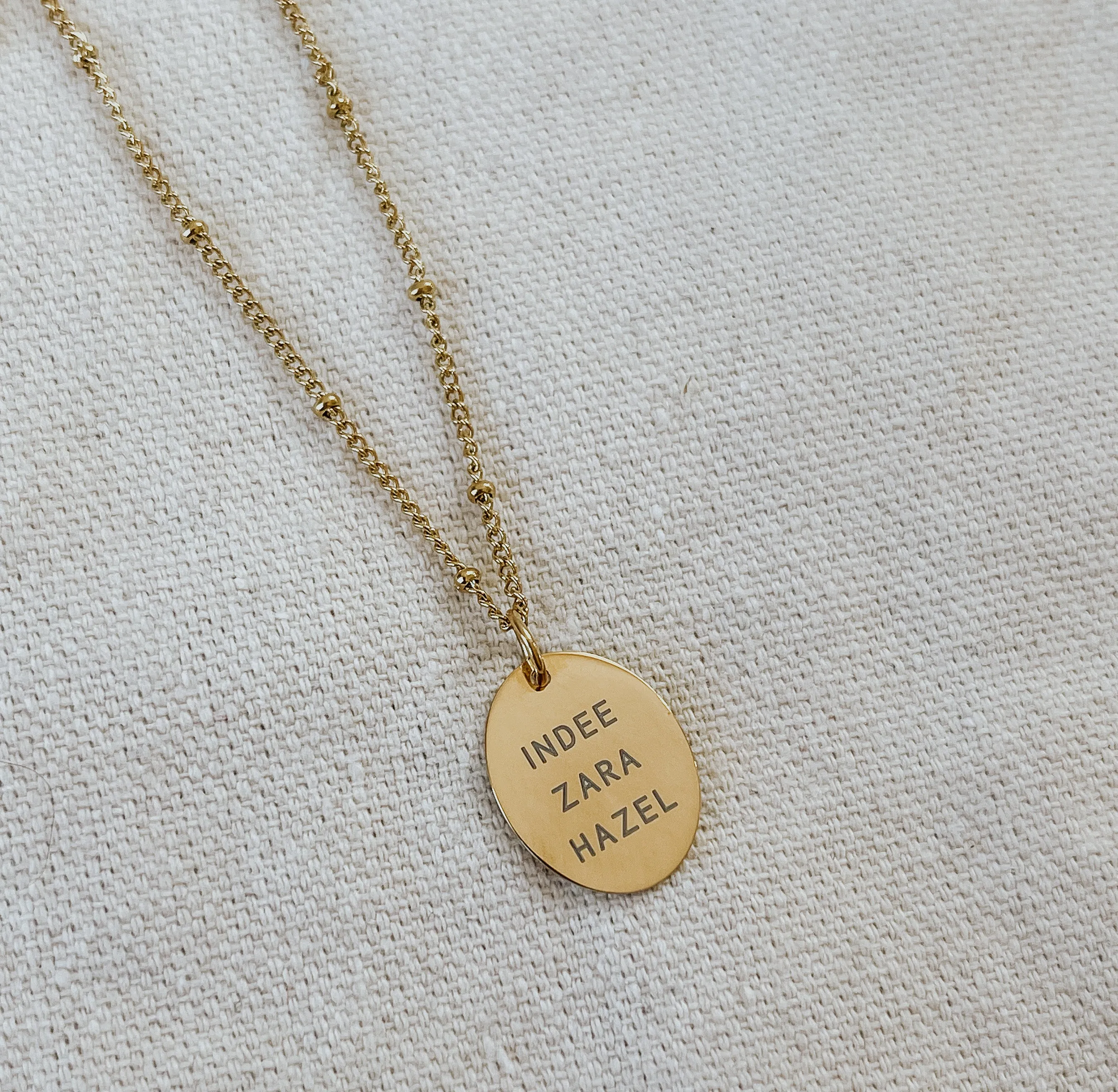 Deluxe Large Oval Necklace