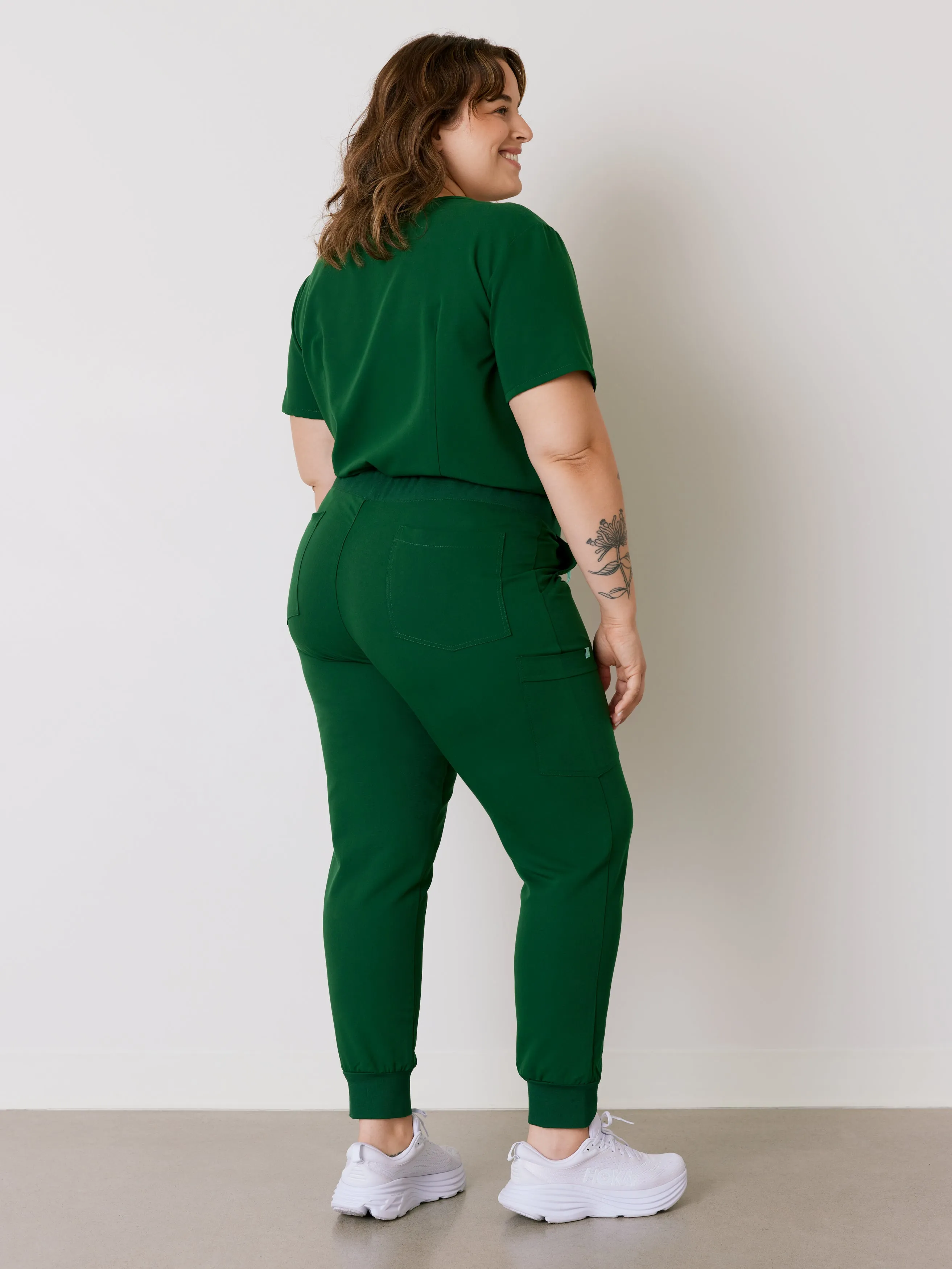 DEMI RE-GARDE™ - VERT EDEN - Jogger Scrub Pants - SILVADUR™|| DEMI RE-GARDE™ - VERT EDEN - Pantalon Jogger - SILVADUR™