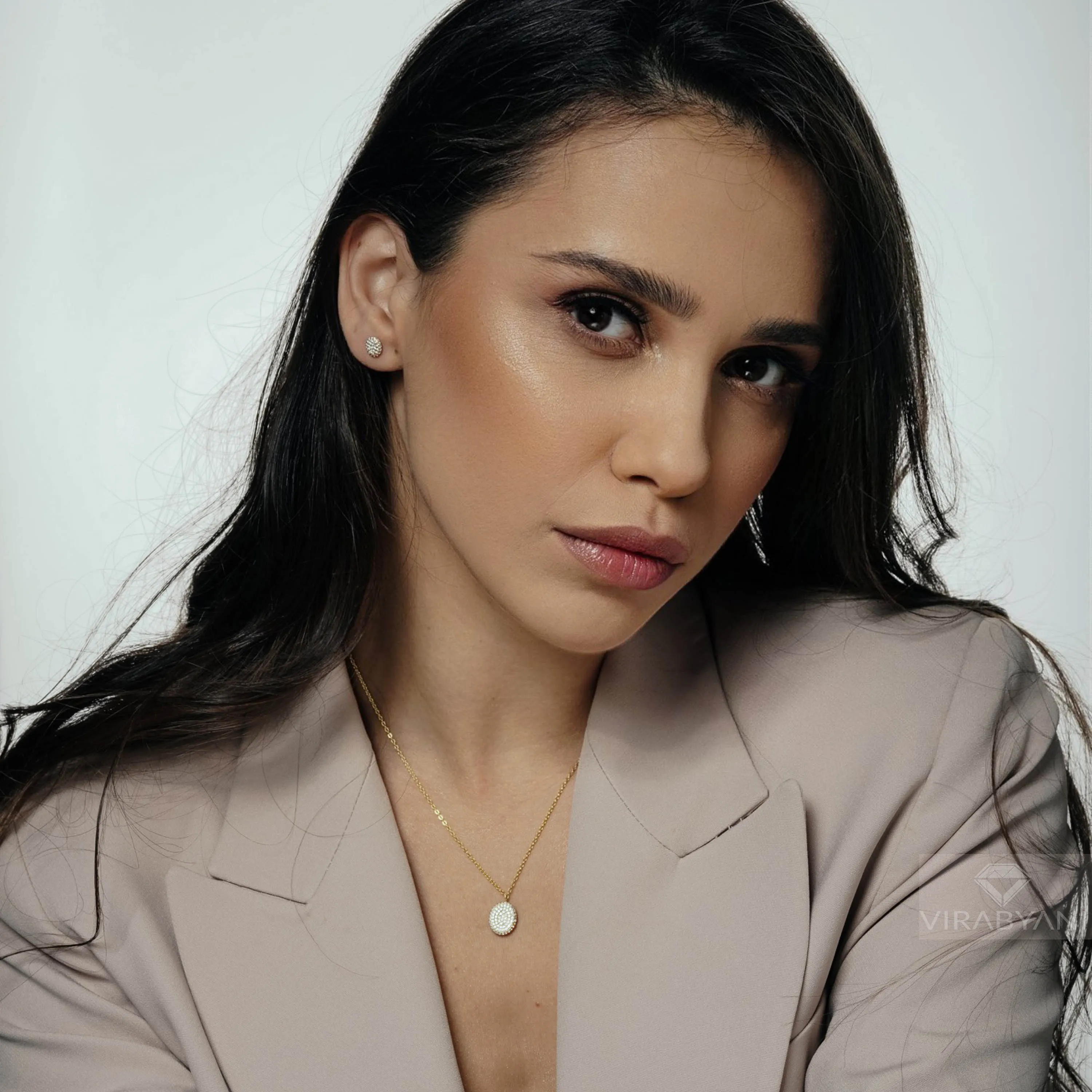 Double Sided Diamond & Sapphire Oval Shaped AMoré Pavé Necklace