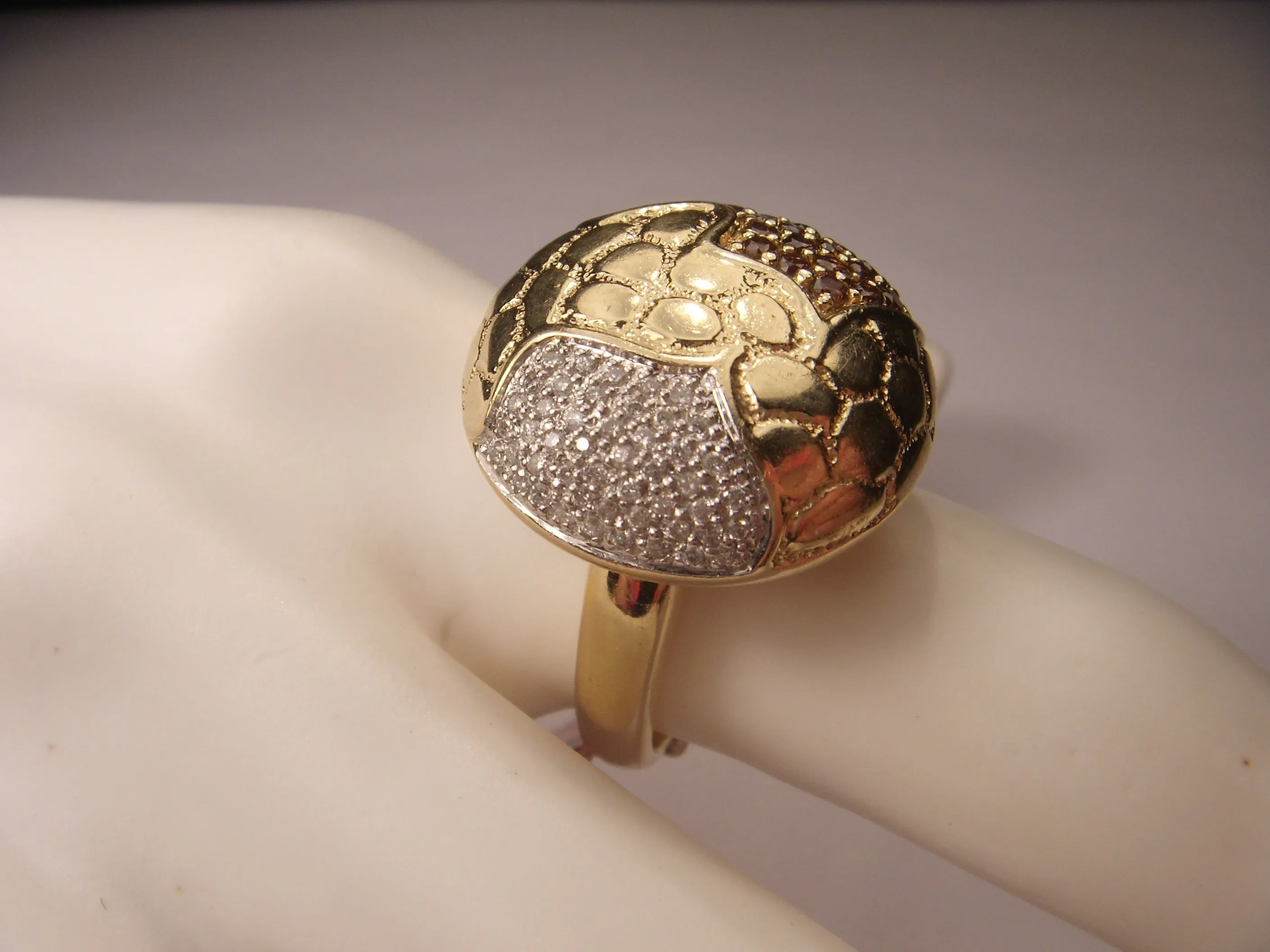 Fabulous Estate 14K Yellow Gold Champagne Diamond Beehive Nugget Handmade Ring