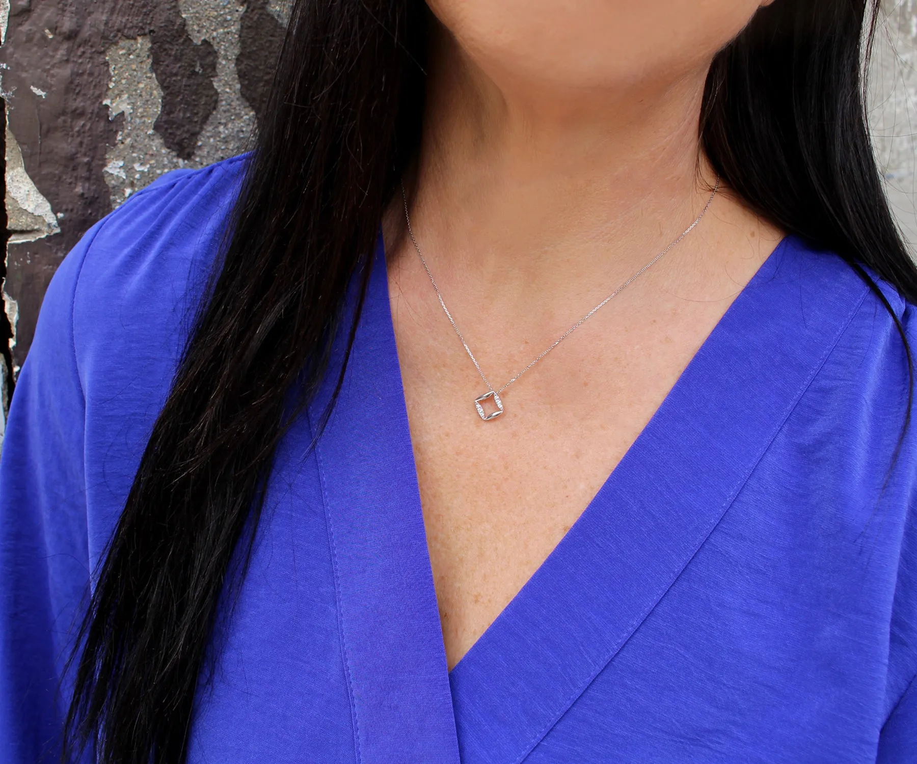 Fancy Open Square Small Diamond Necklace