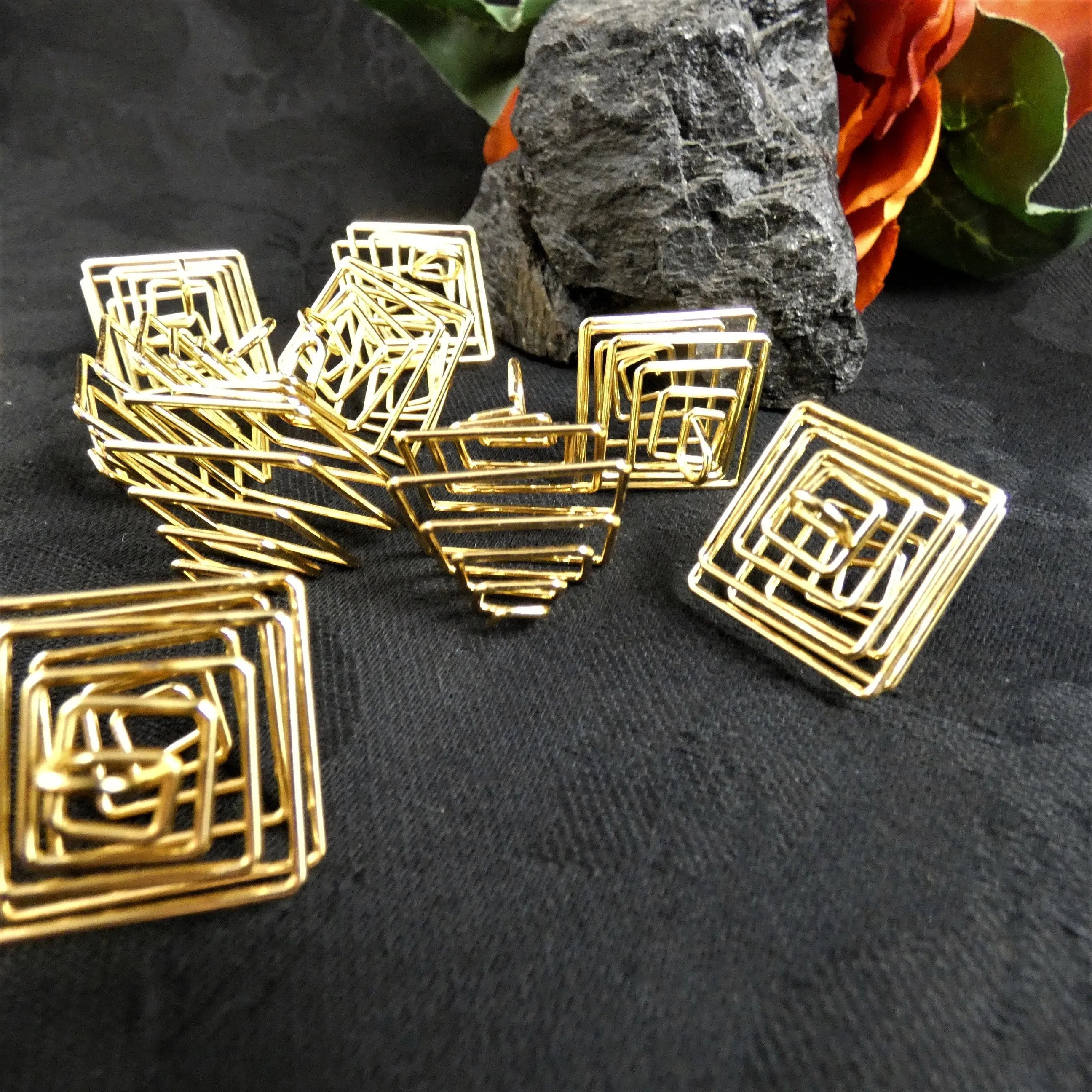 Gold Cage(square)