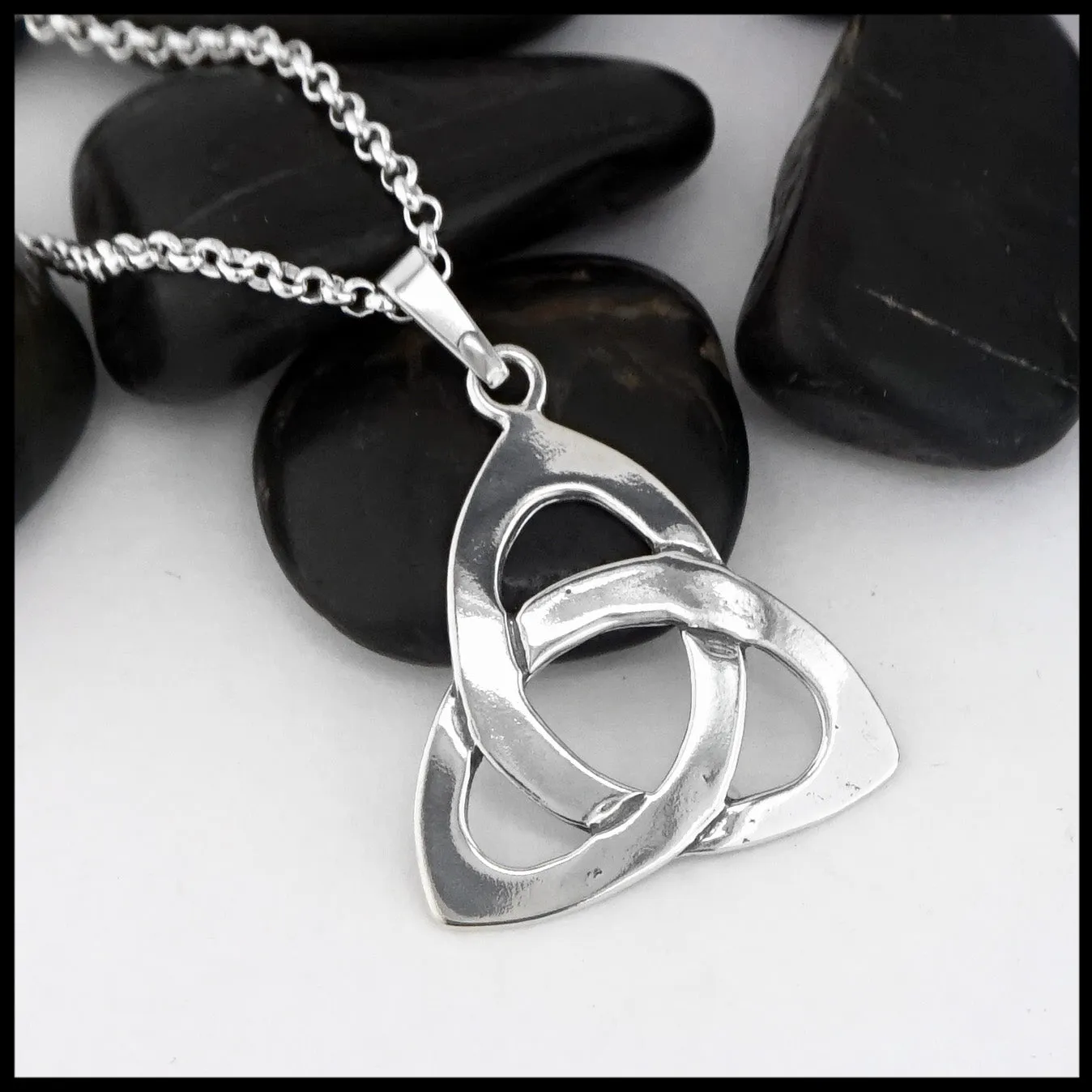 Large Trinity Pendant in Silver