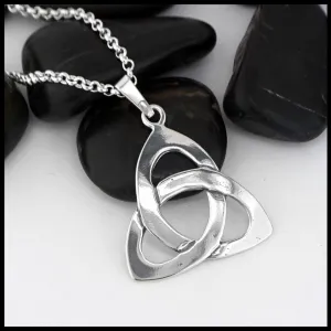 Large Trinity Pendant in Silver