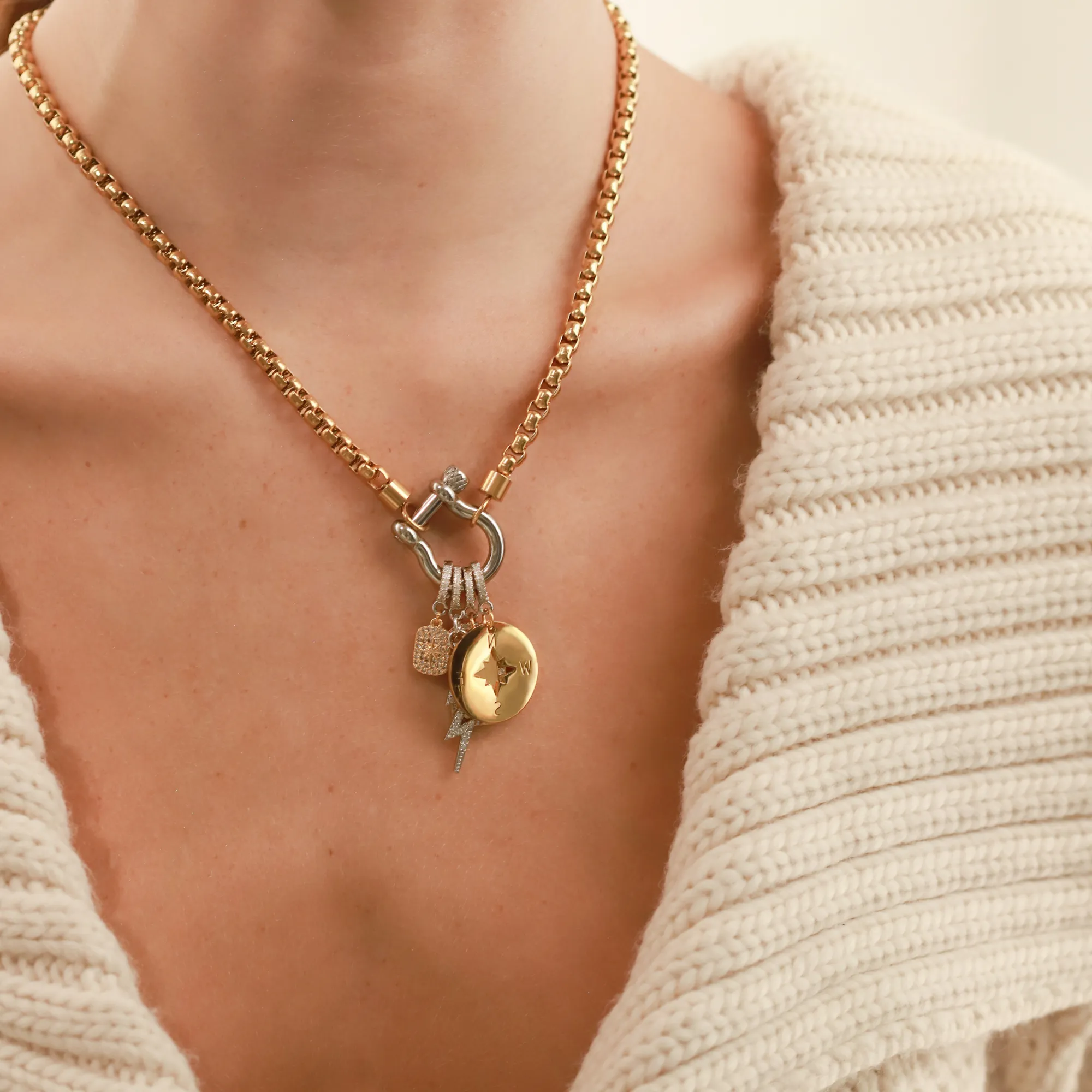 LIGHTNING BOLT CLIP ON CHARM