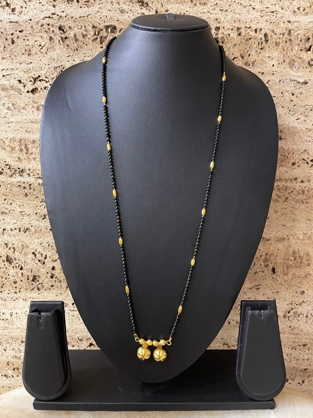 Maharashtrian Style Long Mangalsutra Designs Simple Vati Gold & Black Beads Chain