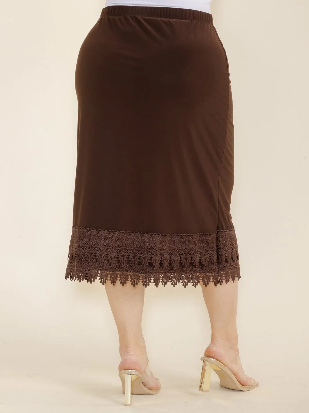 PLUS SIZE ELASTIC WAIST CROCHET BOTTOM HEM MIDI SKIRT
