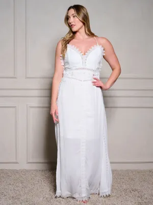 PLUS SIZE SLEEVELESS V-NECK TRIM DETAILED OPEN BACK MAXI DRESS