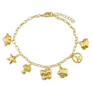 Queen of Charms Bracelet Gold