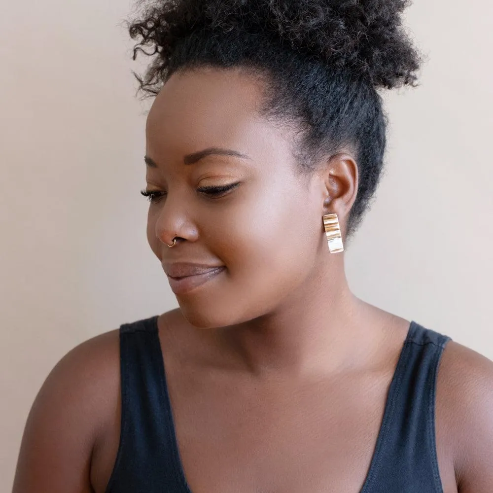 Rahisi Post Earrings