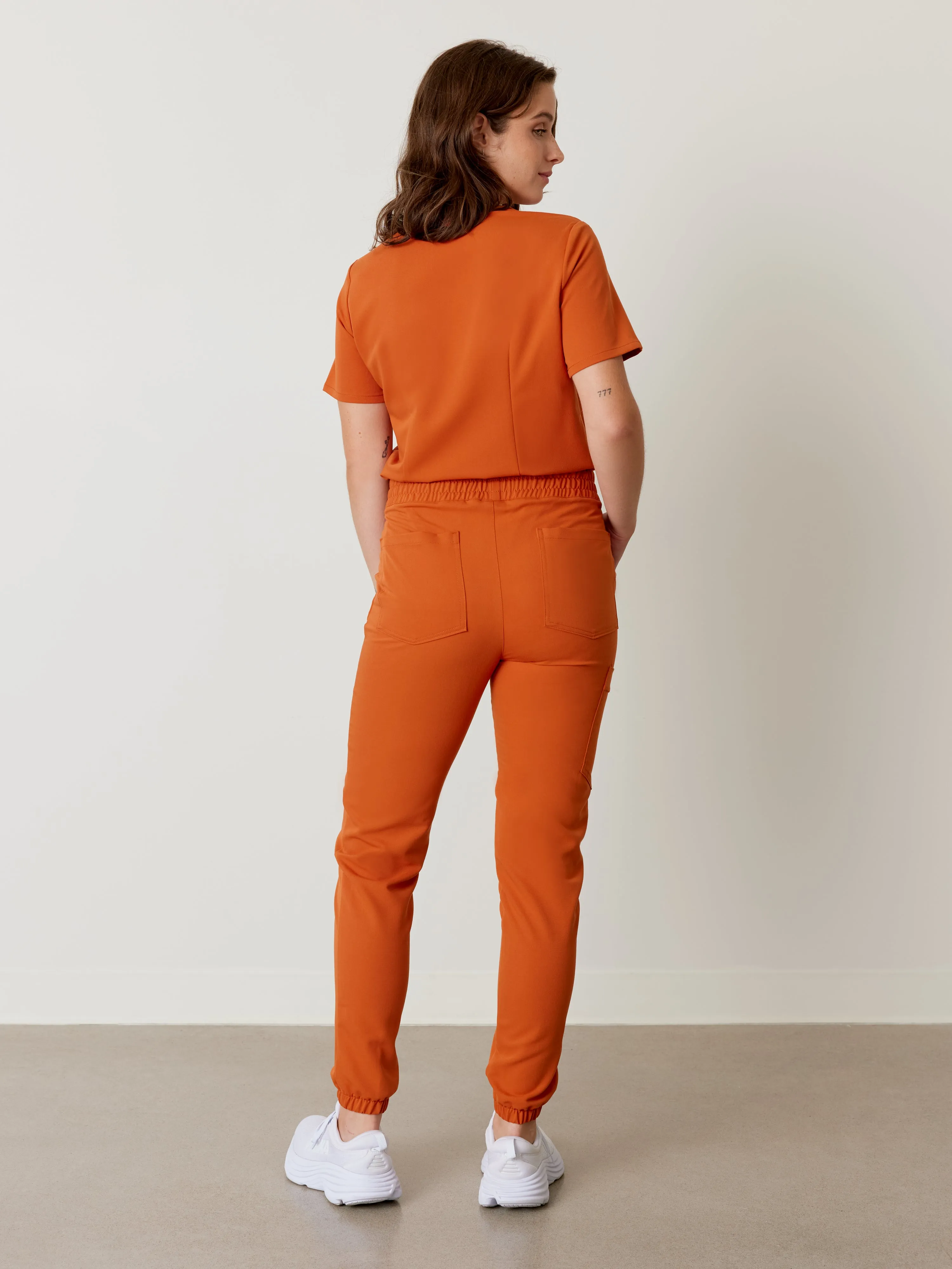 ROSIE RE-GARDE™ - ROUILLE - Jogger Scrub Pants - SILVADUR™ - FINAL SALE||ROSIE RE-GARDE™ - ROUILLE - Pantalon Jogger - SILVADUR™ - VENTE FINALE