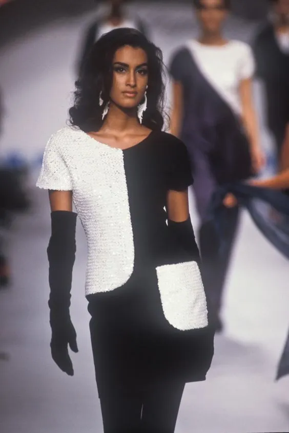 Runway Spring 1991 Karl Lagerfeld Black Crepe & Creamy Ivory Sequin Dress w Pocket