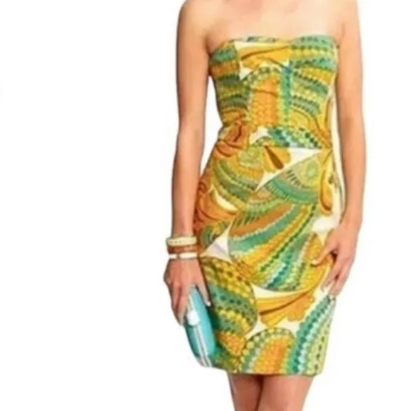 SALE NWOT TRINA STRAPLESS KNEE LENGTH DRESS