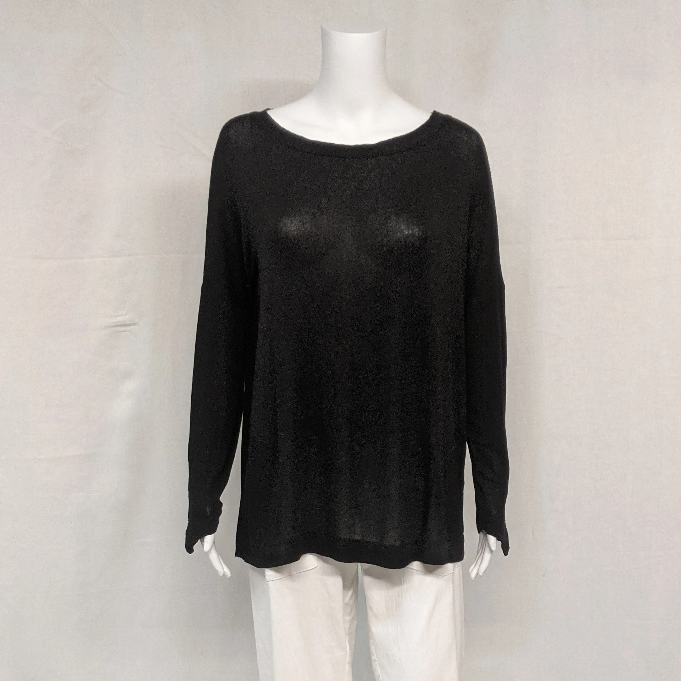 Square Top in Multiple Colors by Bia Miró