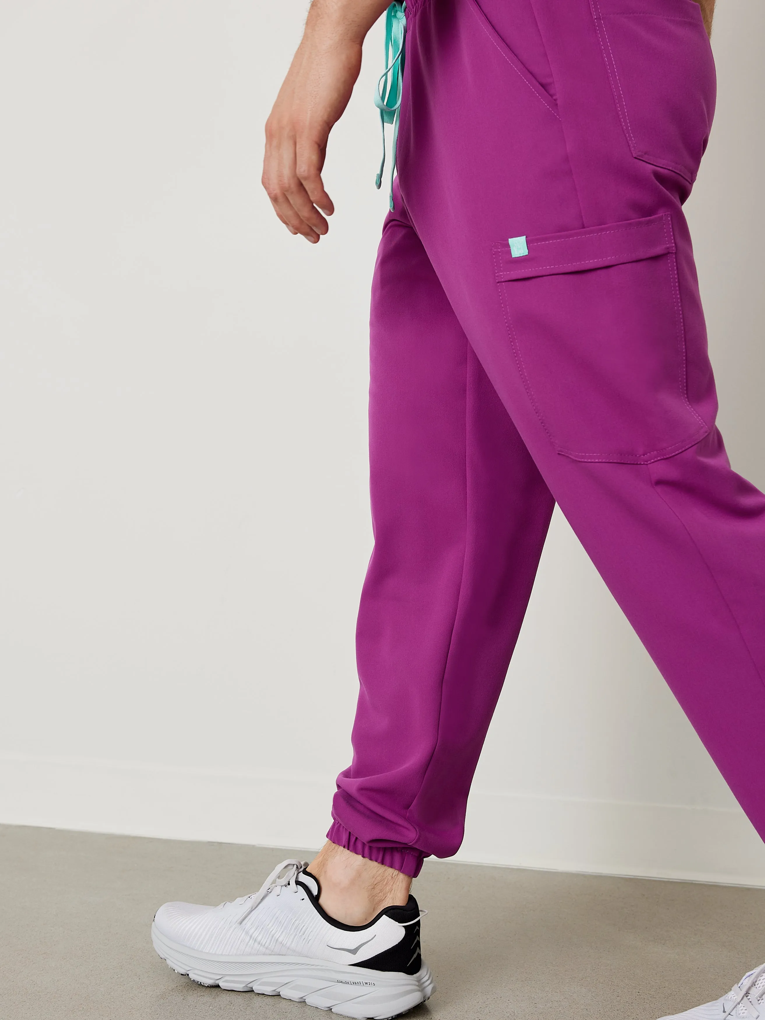 WILLIAM RE-GARDE™ - POURPRE - Men's Jogger Pants - SILVADUR™ - FINAL SALE||WILLIAM RE-GARDE™ - POURPRE - Pantalon Jogger - SILVADUR™ - VENTE FINALE