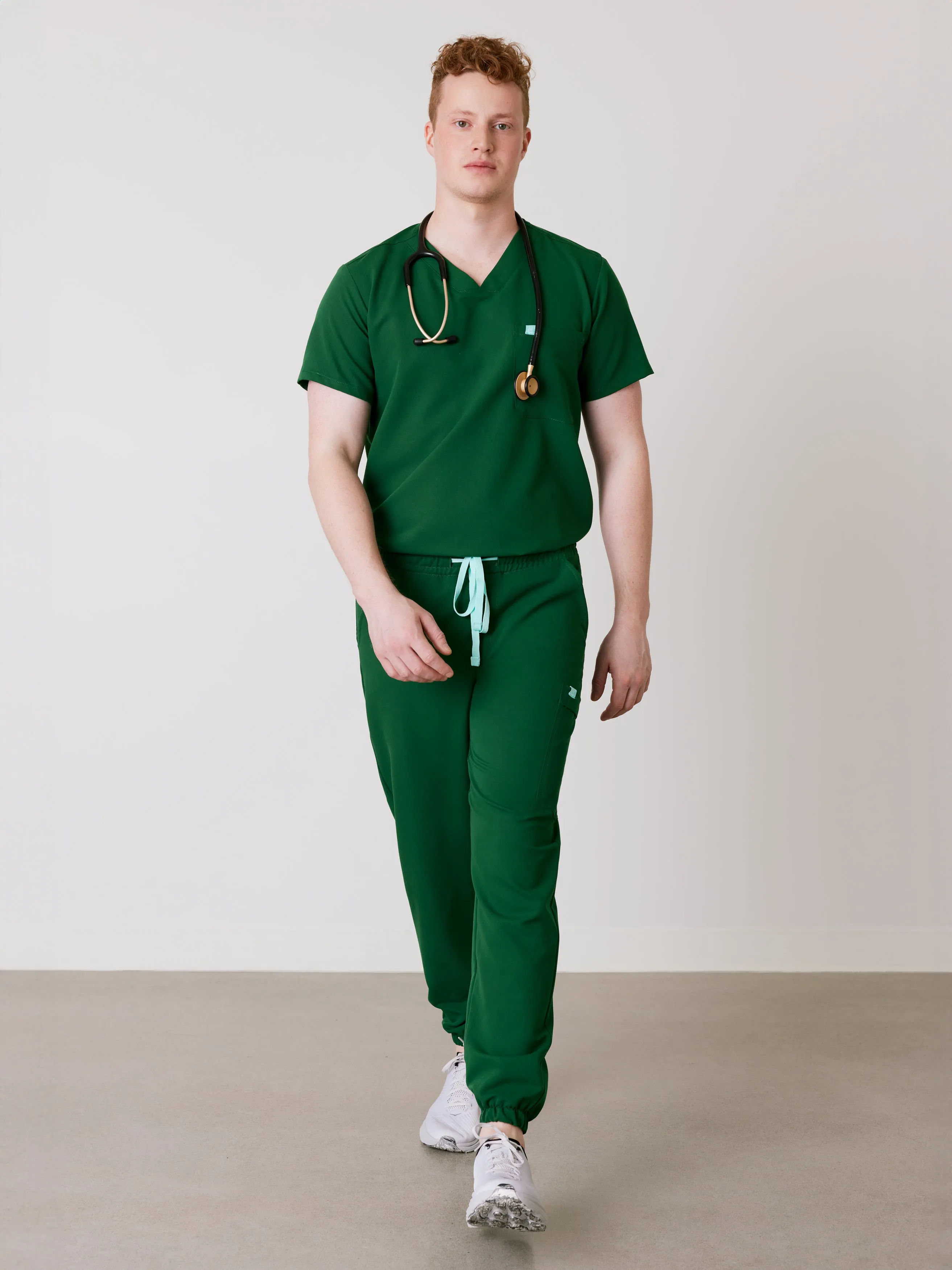 WILLIAM RE-GARDE™ - VERT EDEN - Men's Jogger Pants - SILVADUR™||WILLIAM RE-GARDE™ - VERT EDEN - Pantalon Jogger - SILVADUR™