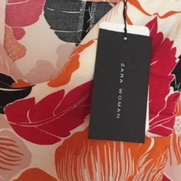 Zara Floral Hibiscus Print Calf Length Pencil Skirt Size Med NWT