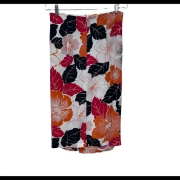 Zara Floral Hibiscus Print Calf Length Pencil Skirt Size Med NWT
